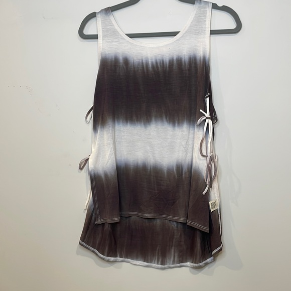 Self tie tank top - Picture 3 of 5